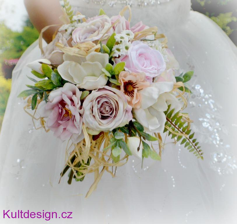 Svatební kytice Tereza + 3 korsáže
