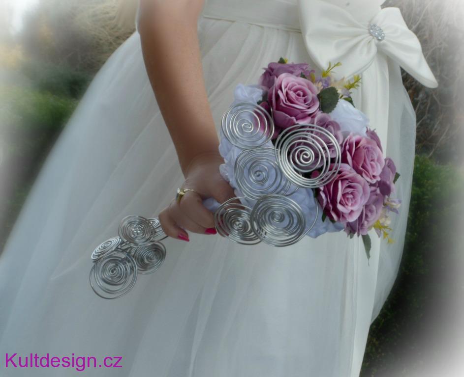 Moderní svatební kytice Katja a korsáž