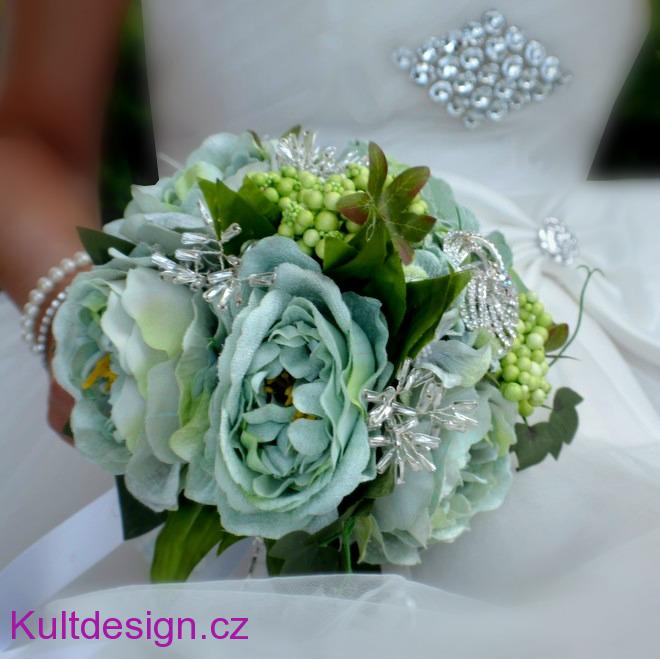 Svatební kytice Sky velvet, spona a korsáž 