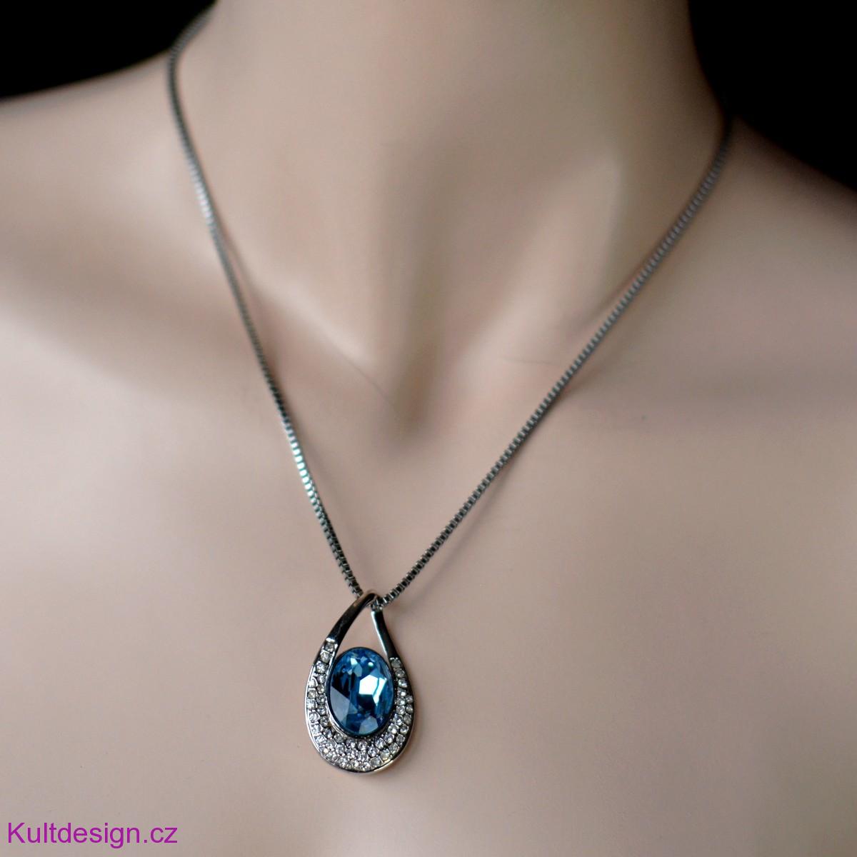 Náhrdelník s přívěskem modrá