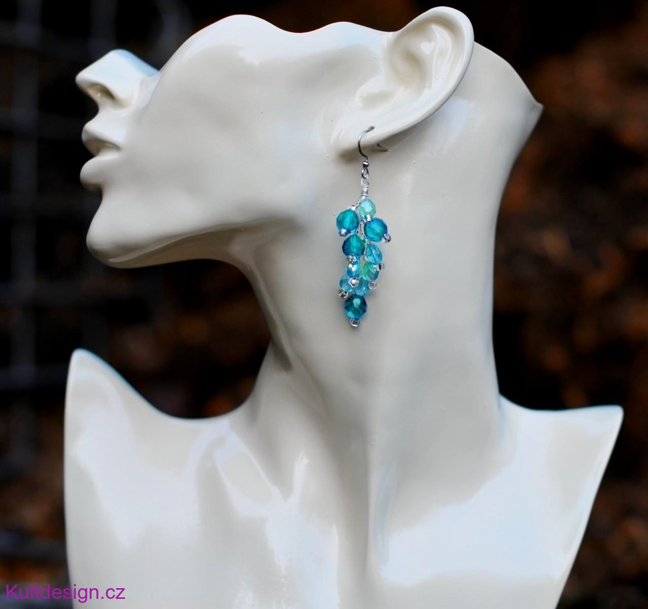 Dlouhé visací náušnice tyrkysové
