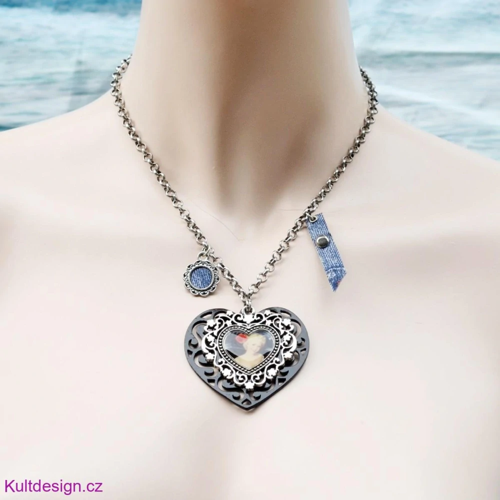 Náhrdelník se srdíčkem
