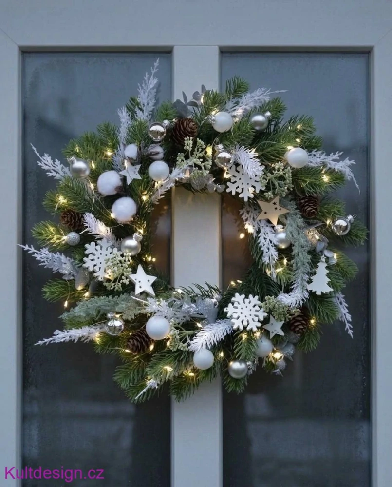 Vánoční svítící věnec 37 cm