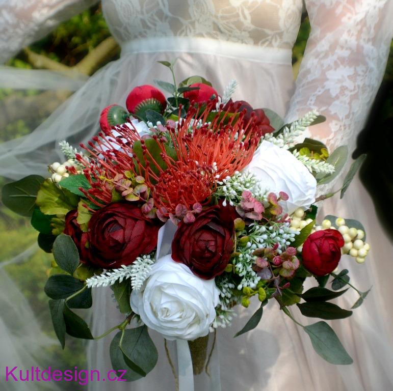 Svatební kytice Boho Bordeaux  a korsáž
