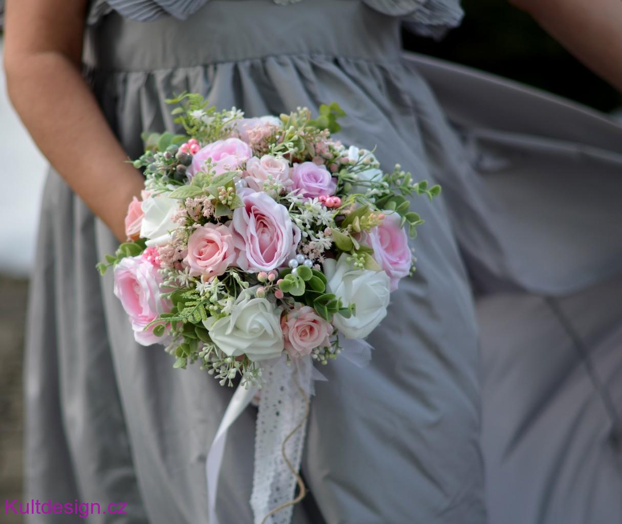 Svatební kytice Málie a korsáž