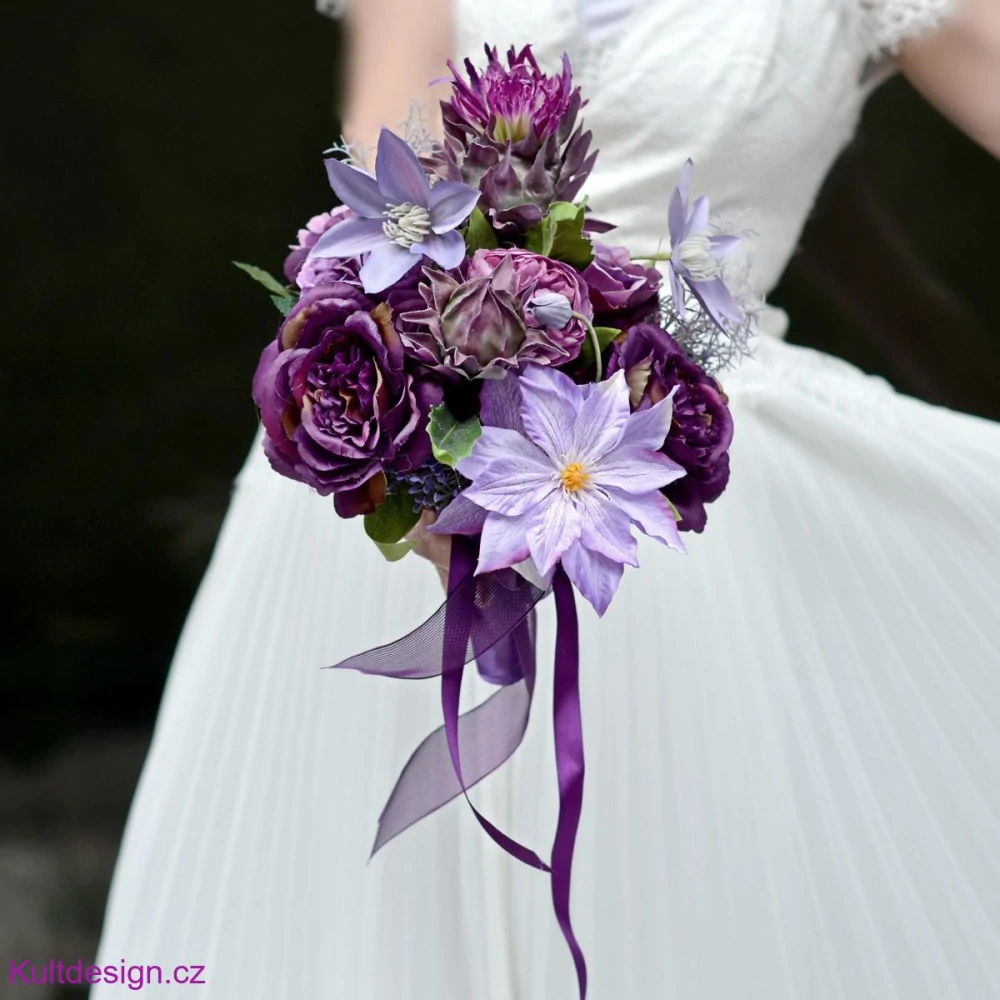 Svatební kytice z umělých květin Fialová
