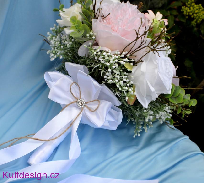 Svatební kytice Ragenhild a korsáž