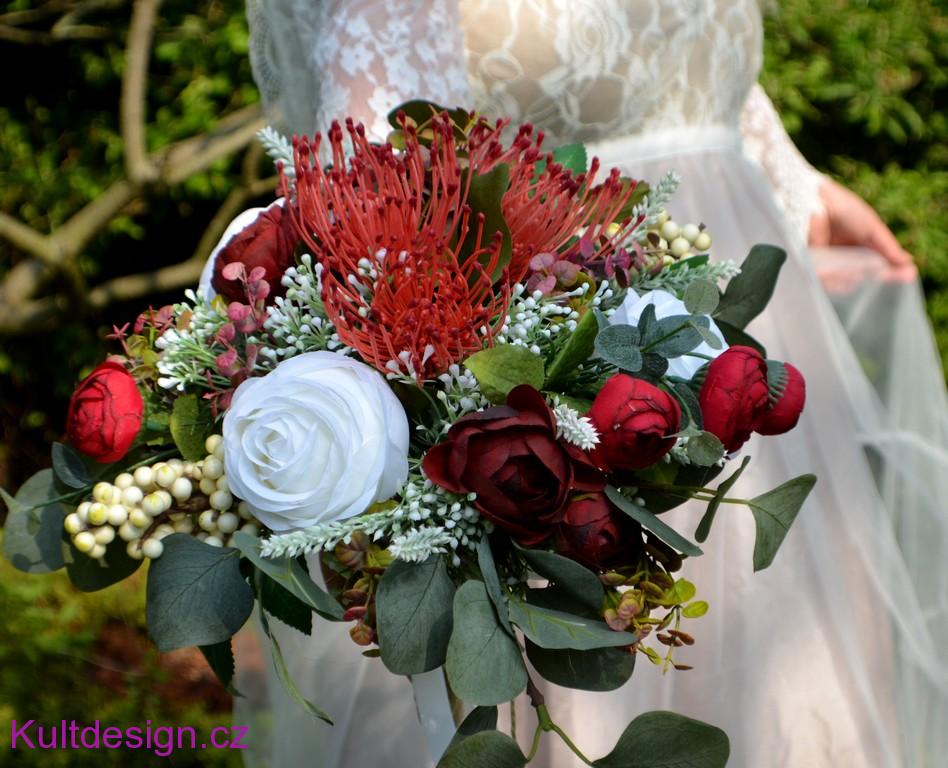 Svatební kytice Boho Bordeaux  a korsáž