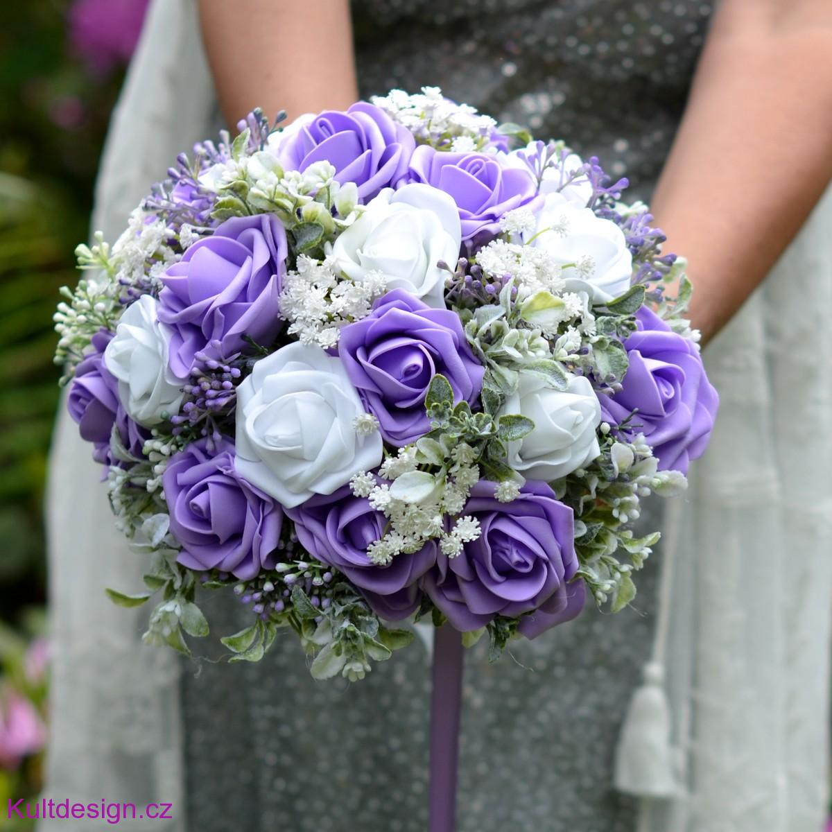 Svatební kytice Tindy a korsáž