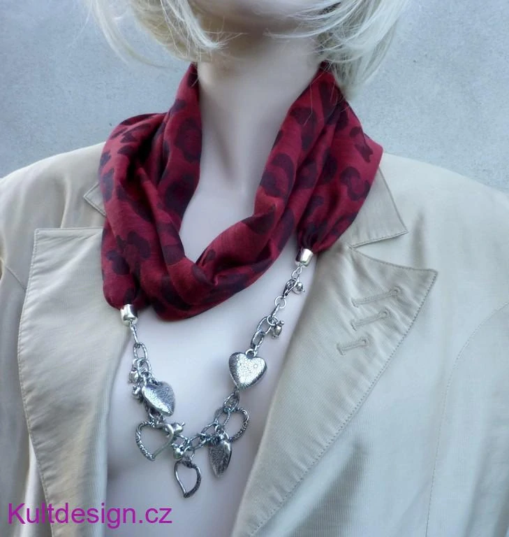 Lehká šála nebo náhrdelník