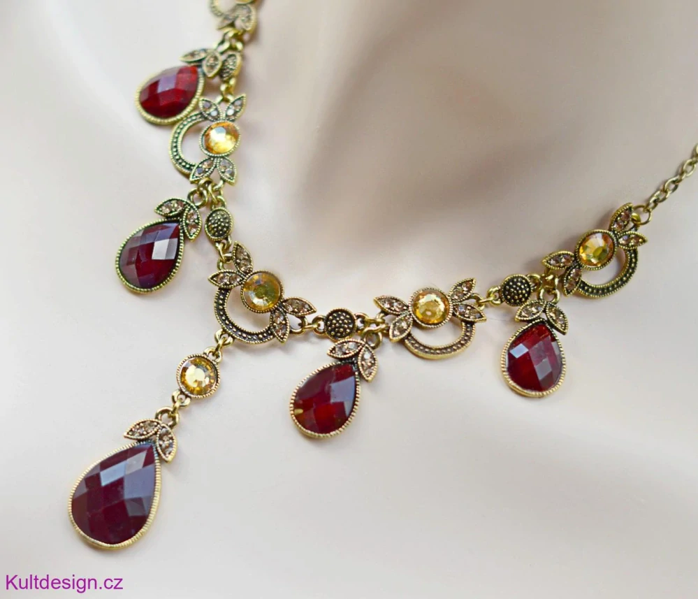 Náhrdelník s přívěsky baroko styl bordo