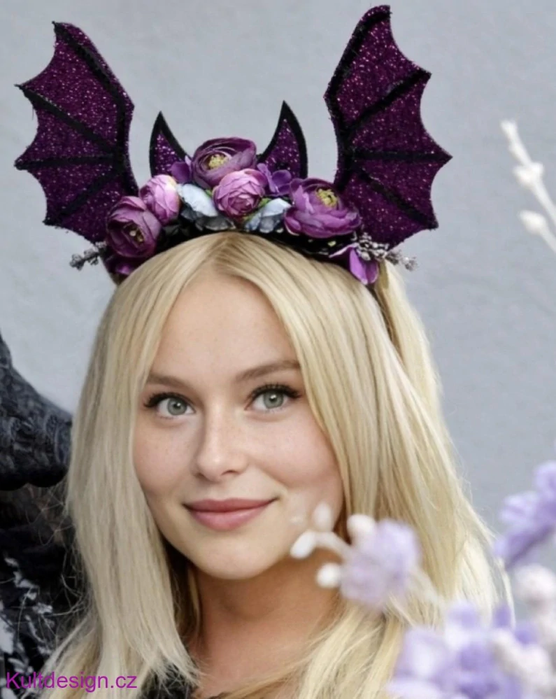 Halloweenská květinová čelenka s netopýřími křídly