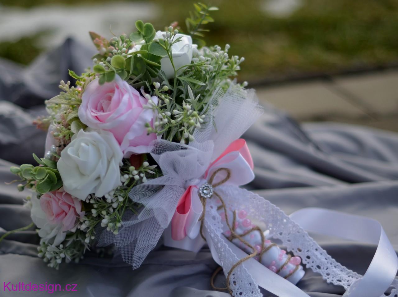 Svatební kytice Málie a korsáž