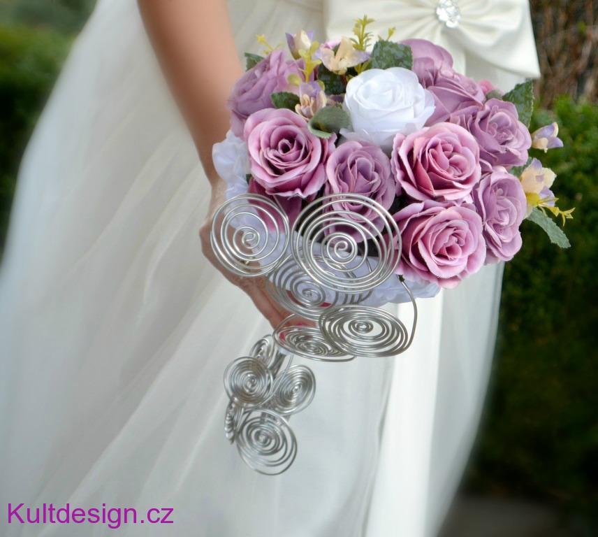 Moderní svatební kytice Katja a korsáž