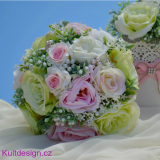 Svatební kytice Camelia pastel a korsáž 