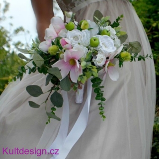 Svatební kytice Boho magnolia s jablíčky a korsáž