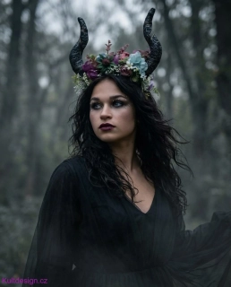 Květinová boho čelenka s rohy